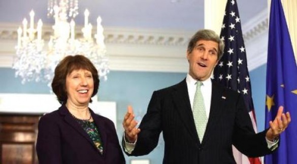 Ashton e Kerry: Espionagem? Nada de anormal...