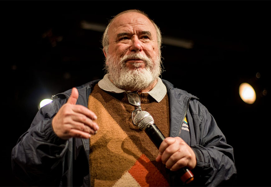 O maestro e compositor Marcus Vinicius de Andrade apresenta uma trajetória da música brasileira.