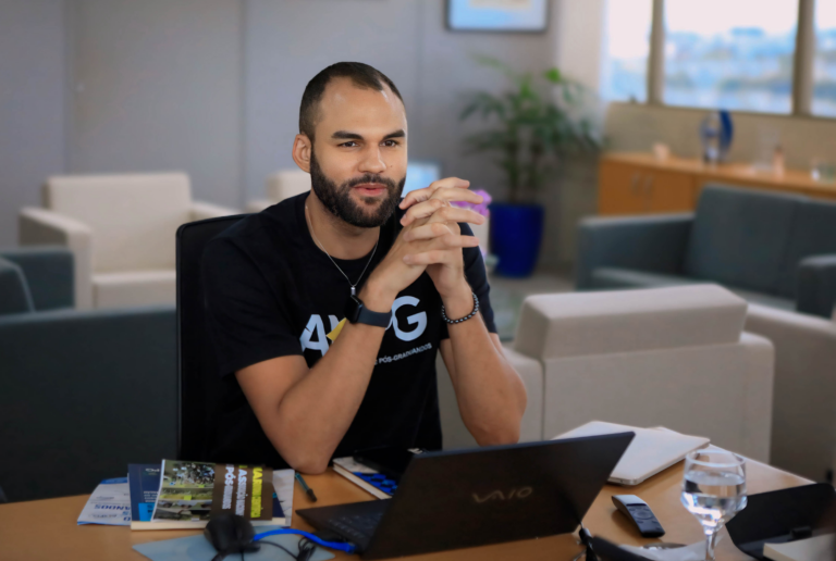 O presidente da ANPG, Vinicius Soares, defende a realização de um grande debate nacional sobre a formação dos quadros técnicos no país.