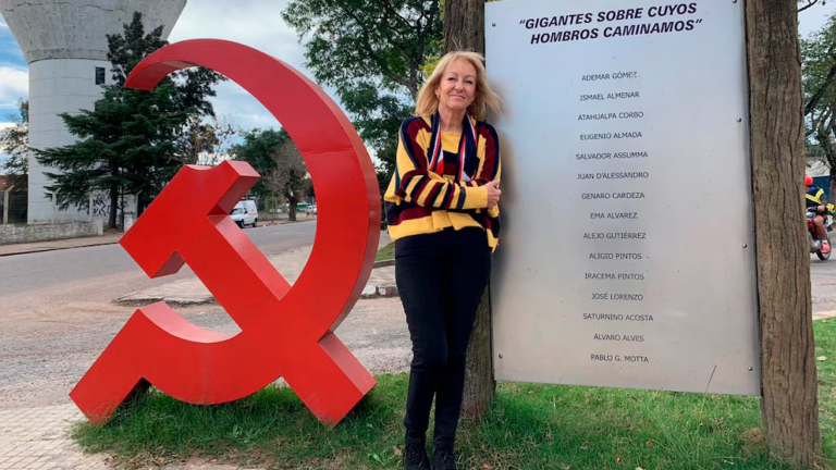 No Uruguai, Carolina Cosse foi eleita vice-presidenta do país neste domingo (24/11); no início do ano, a comunista Ana Olivera já havia assumido a presidência da Câmara dos Deputados no país; no Chile, Karol Cariola é a presidenta da Câmara dos Deputados, Jeannette Jara a ministra do Trabalho e Camila Vallejo a Secretária Geral do governo de Gabriel Boric; no Brasil, Luciana Santos é a ministra da Ciência, Tecnologia e Inovação no governo Lula; e na Colômbia, a comunista Gloria Inés Ramírez é a ministra do Trabalho no governo de Gustavo Petro.