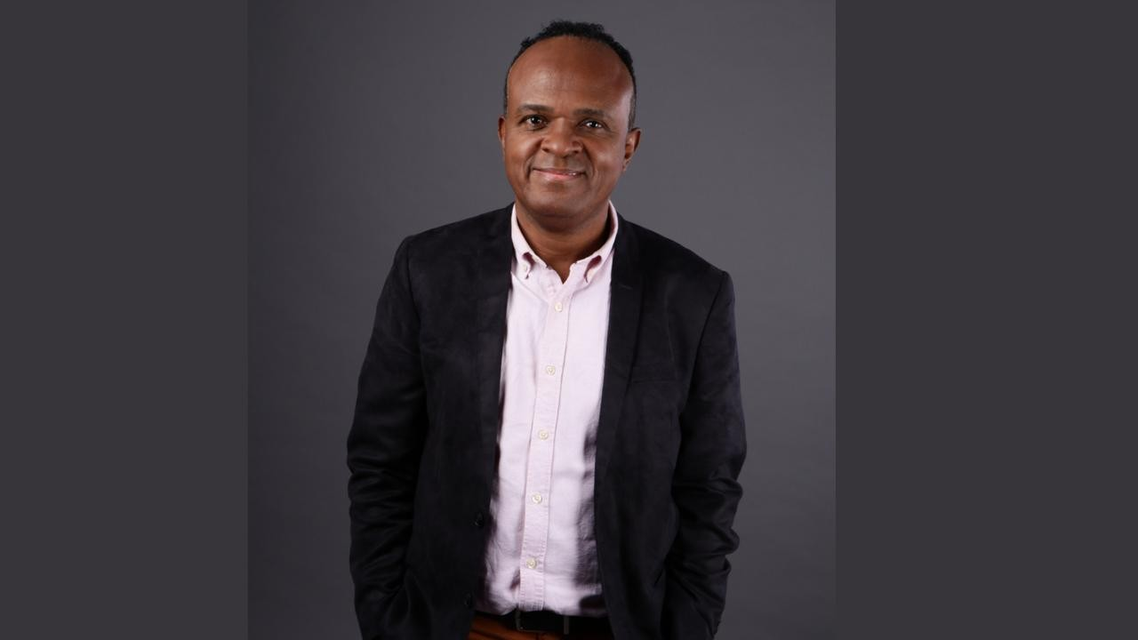 Maurício Pestana é jornalista, presidente do conselho editorial da revista Raça e comentarista para áreas de Diversidade e Inclusão da CNN Brasil.