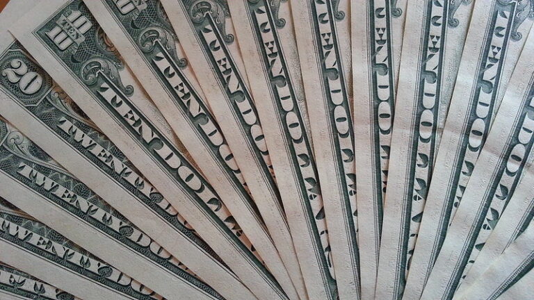 Dólar. Crédito: 401(K) 2013/CC