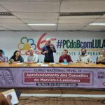 Mesa de abertura do curso Aprofundamento dos Conceitos do Marxismo-Leninismo – Nível III, São Paulo (SP), 20/01/25. Crédito: Escola João Amazonas