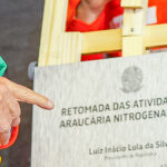 15.08.2024 – Presidente da República, Luiz Inácio Lula da Silva, durante a cerimônia de retomada das operações da Fábrica de Fertilizantes Araucária Nitrogenados S.A. (ANSA) e anúncio de investimentos na Refinaria Presidente Getúlio Vargas (Repar), em Araucária (PR). Foto: Ricardo Stuckert / PR